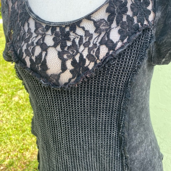T Party Gray mineral wash mesh lace tshirt - Picture 4 of 10